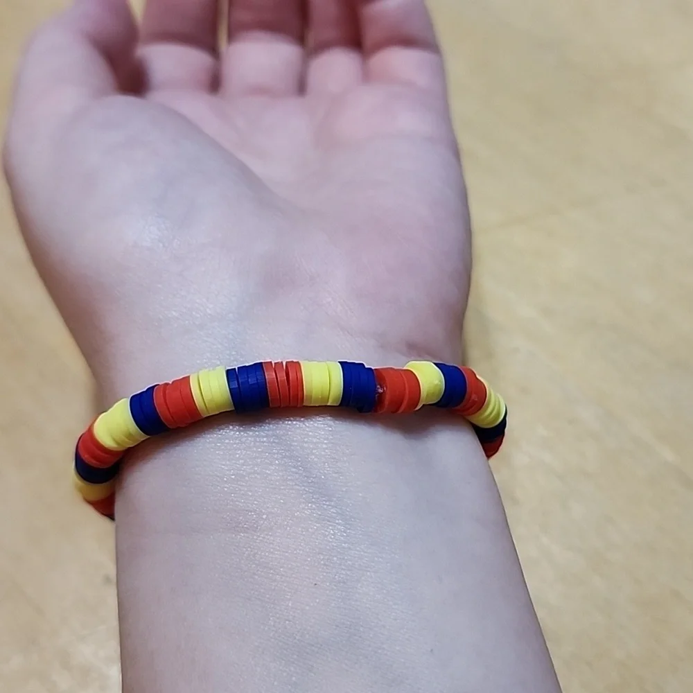 Sold! Handmade Super Hero Clay Bead Braclet Bundle ๐ซ - Picture 9 of 10
